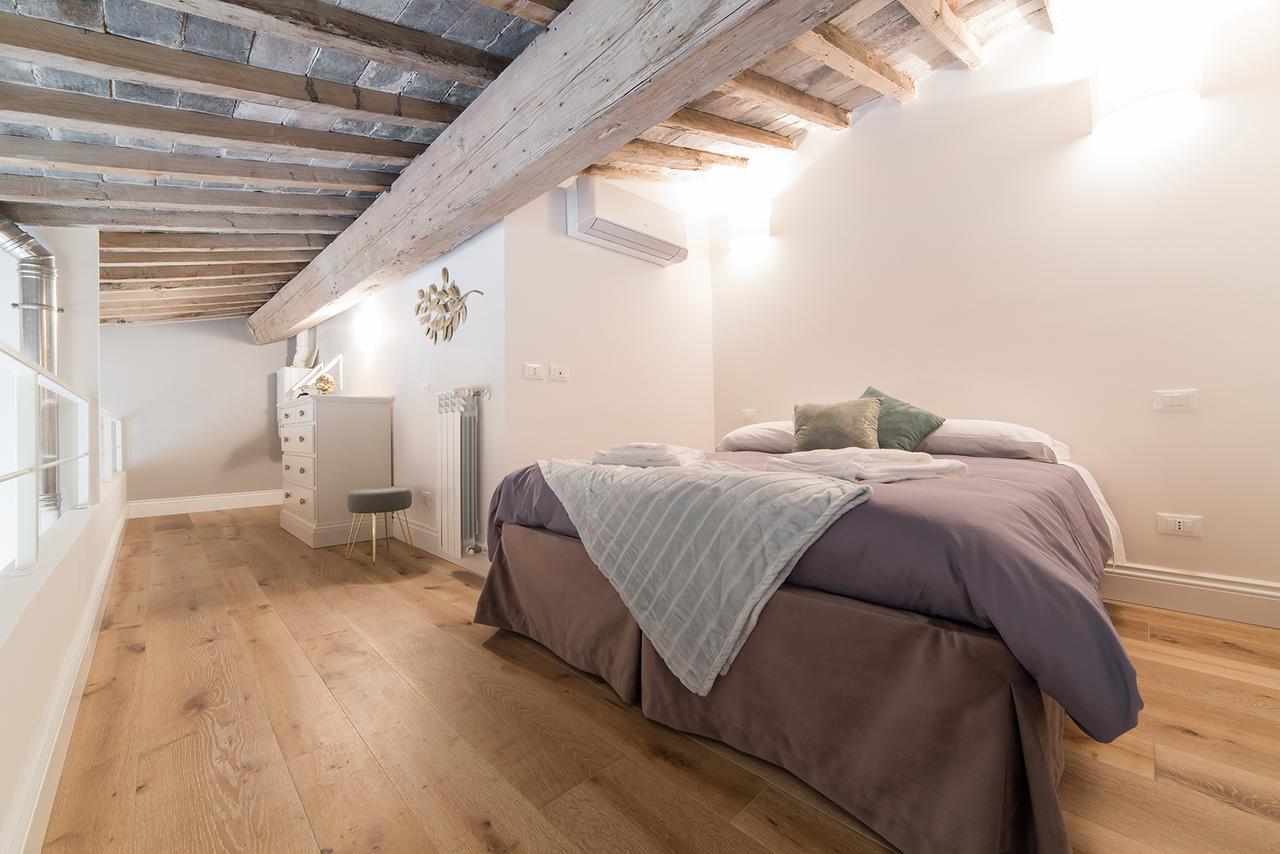 Santa Croce Apartment Флоренція Екстер'єр фото